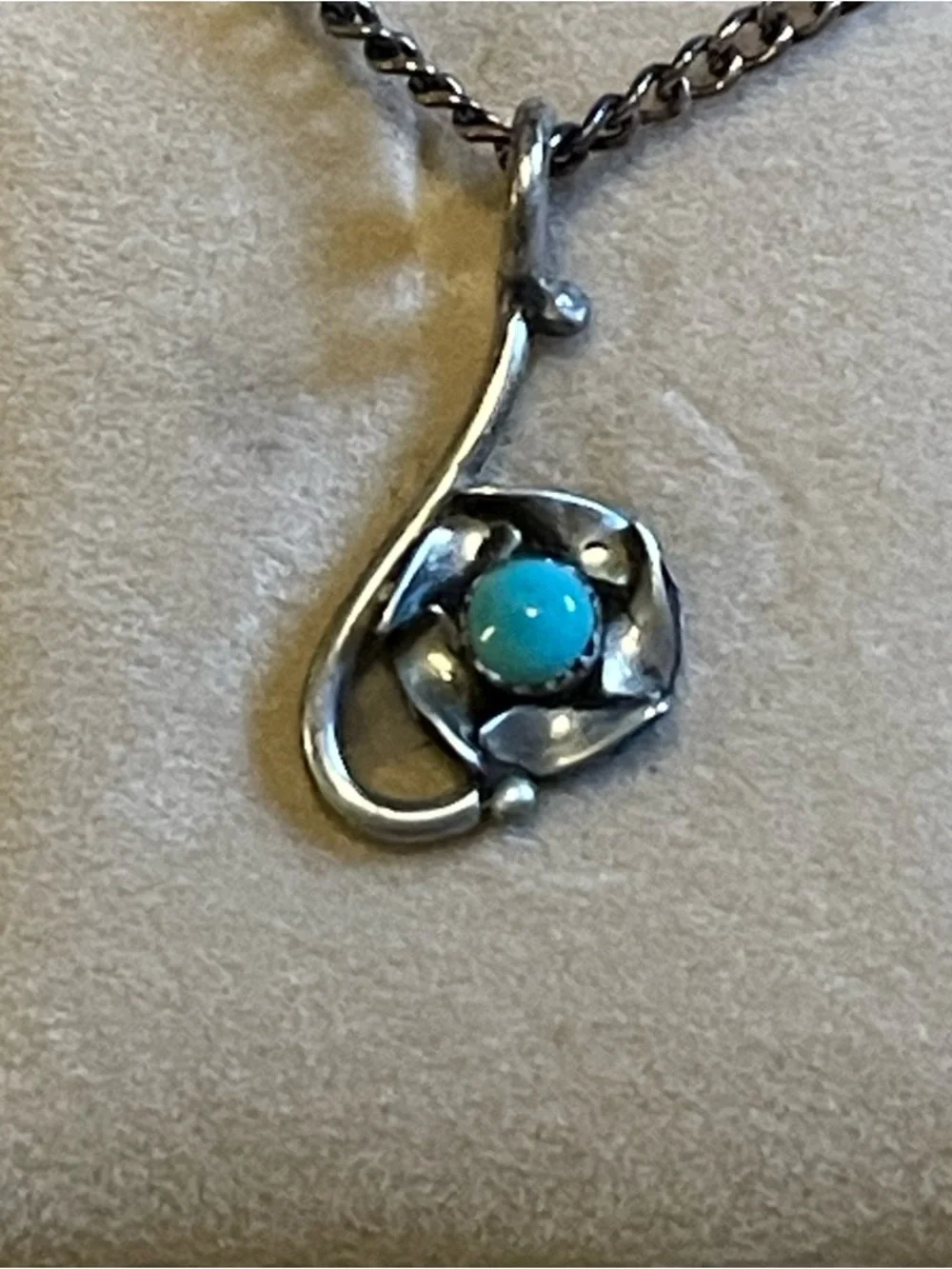 Vintage sterling silver turquoise necklace - Picture 2 of 3